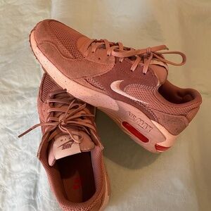 Pink Nike!